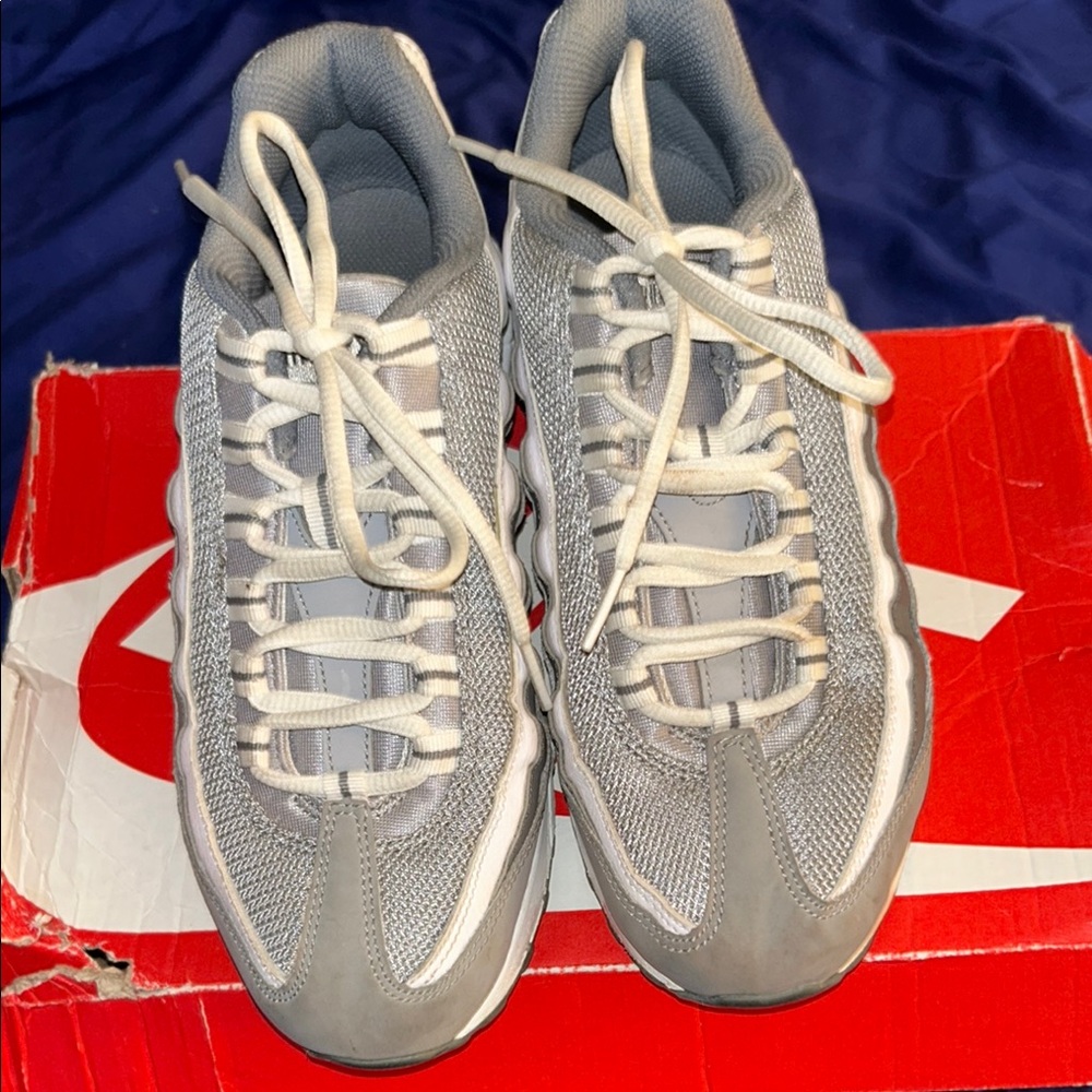 Nike Gray and White Sneakers with Classic Design